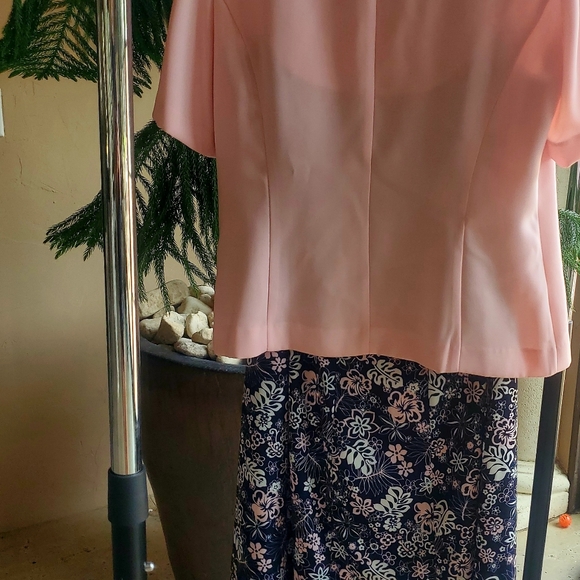 Danny & Nicole 8P Dress w/Short Sleeved Jacket - Picture 2 of 4